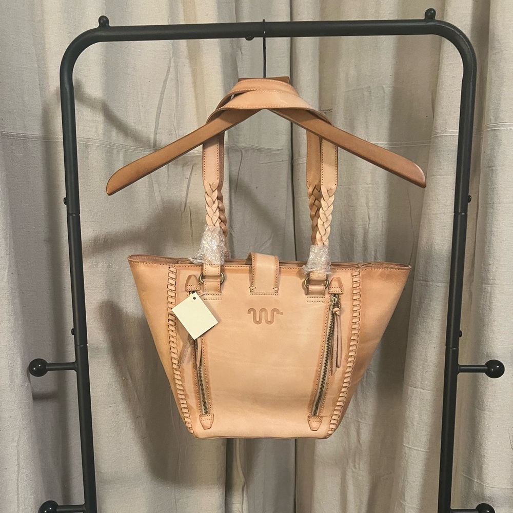King Ranch Saddle Shop-  Leather Purse